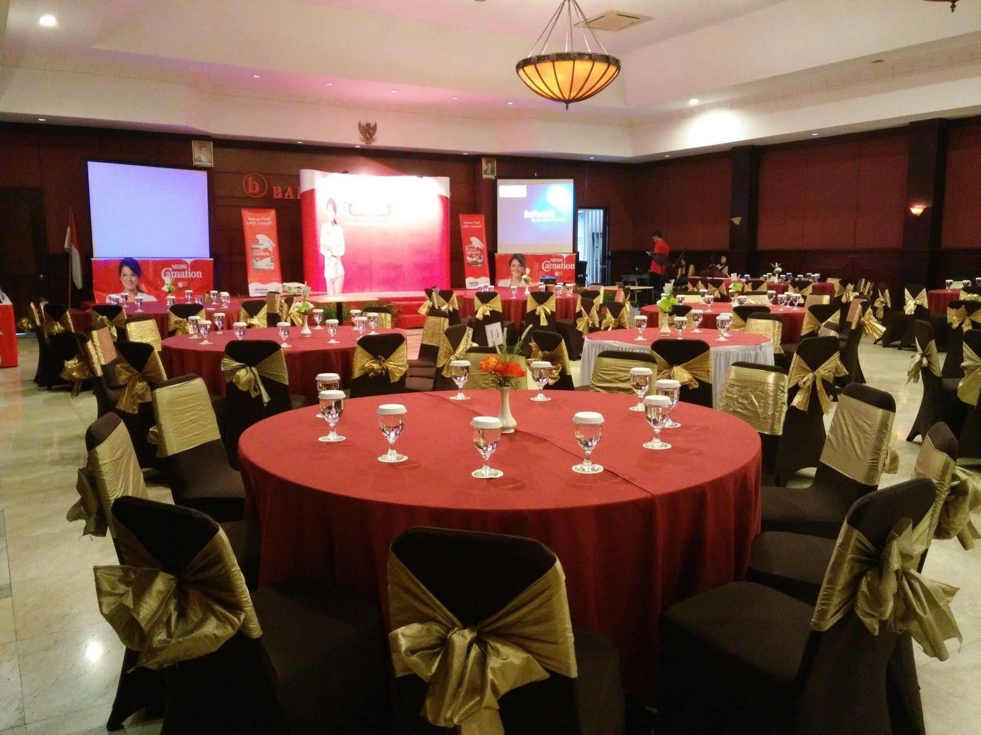 Hotel Bali World